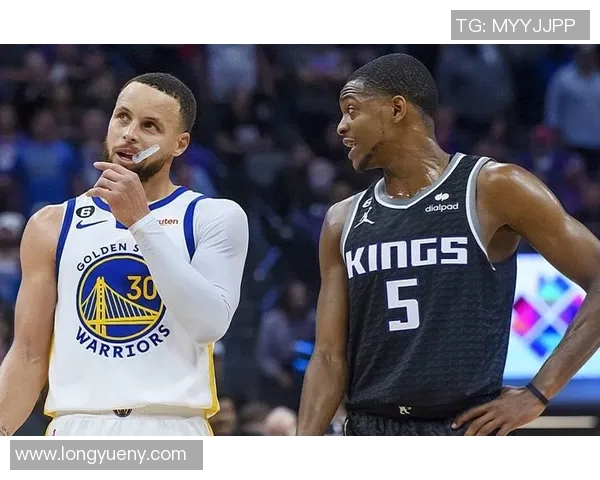 2015年勇士与国王精彩对决视频直播回顾与分析