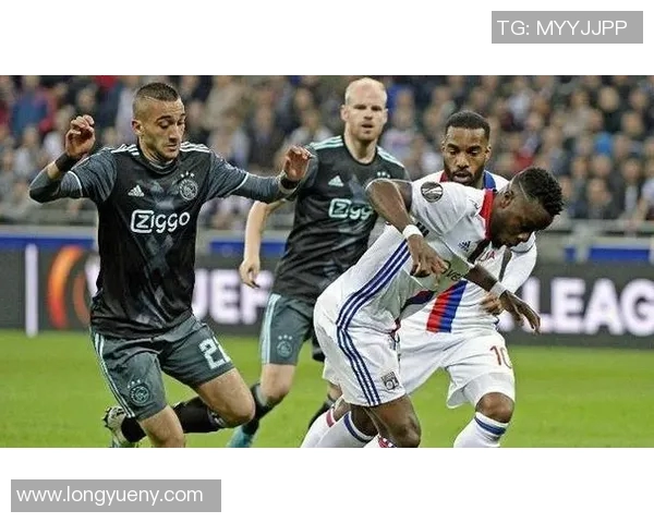 坎布尔与福图纳激战正酣谁能在这场对决中笑到最后