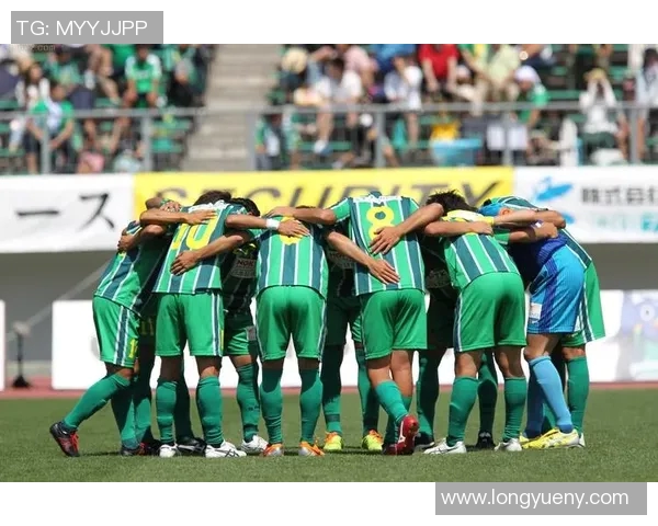 岐阜队与不死鸟的激烈对决揭示足球战术与团队精神的完美结合 岐阜队与不死鸟的激烈对决揭示足球战术与团队精神的完美结合