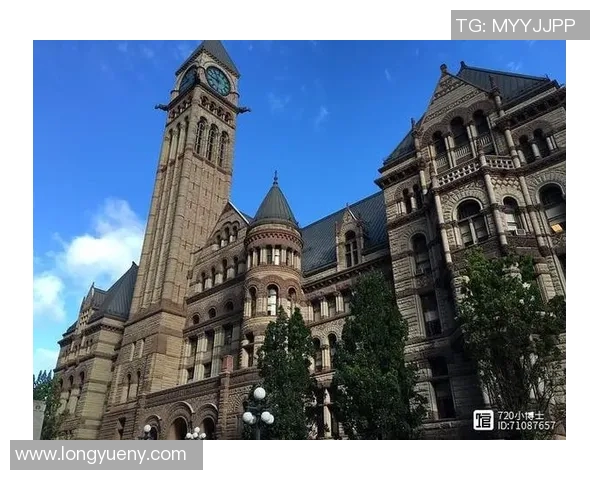 温哥华与多伦多足球对决解析：谁能在赛场上笑到最后