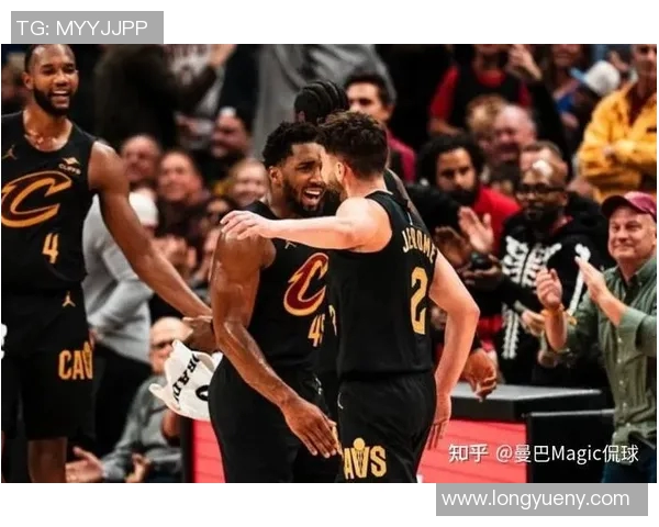 2018年12月6日勇士对阵骑士精彩比赛录像回放与赛后分析