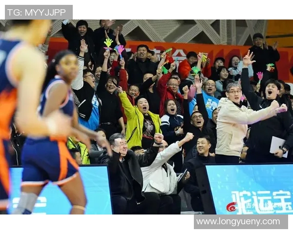 CBA精彩回放新疆对阵广州全场比赛视频重温与精彩瞬间回顾